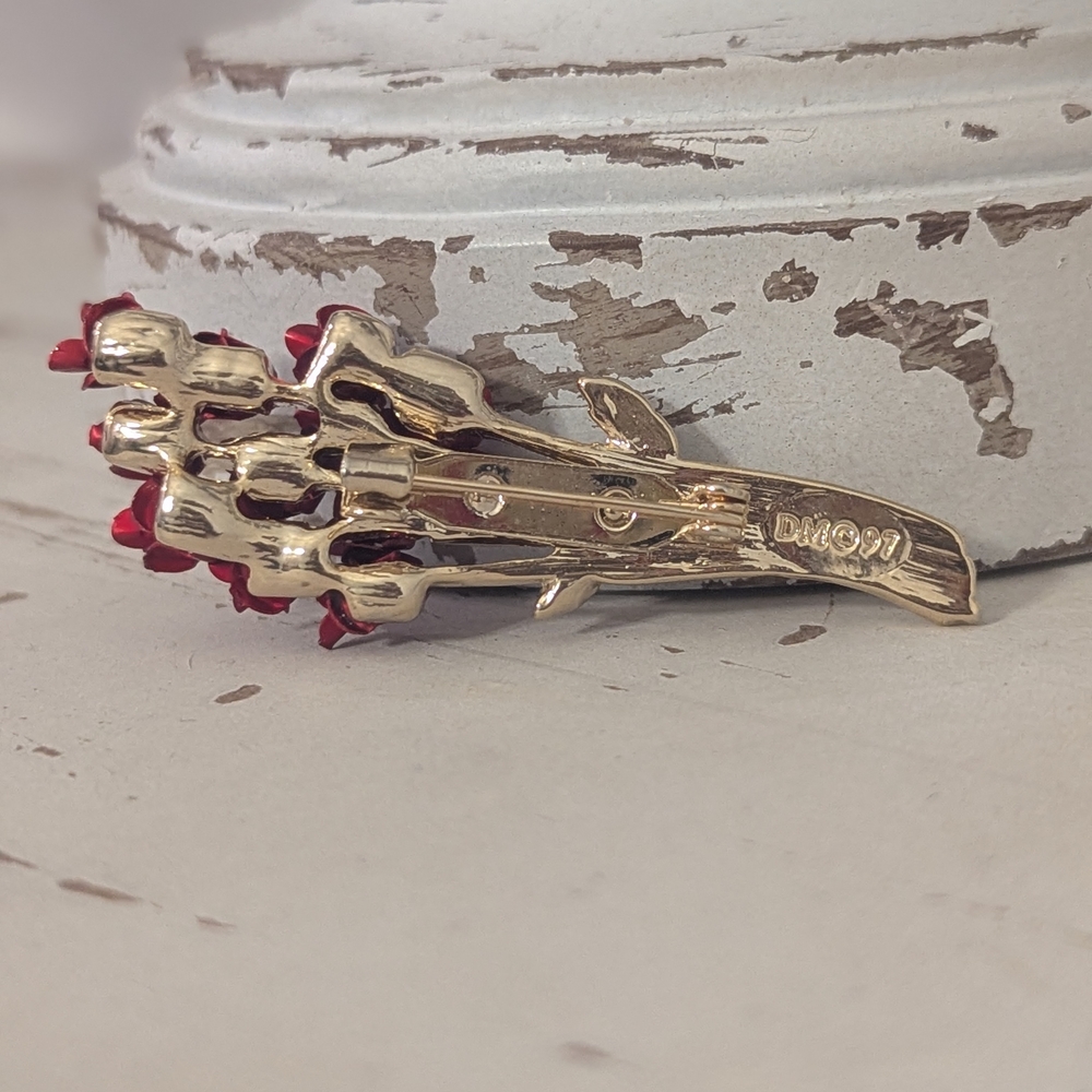 Vintage Red Enamel Rose Bouquet Brooch | Gold-Ton… - image 5